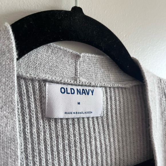 3/$25 ✨ Old Navy cardigan - Picture 2 of 3